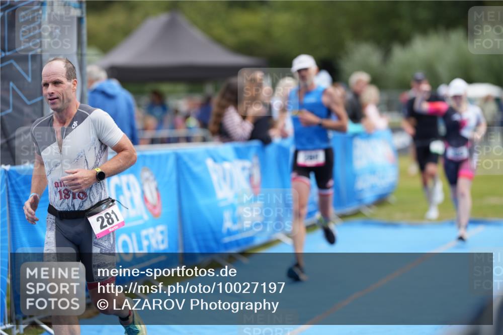 30.08.2026 - Elbe Triathlon Hamburg LAZAROV Photography http://msf.ph/oto/10027197 30.08.2026 10:53:04 Ziel 260, 281, 389, 533 meine-sportfotos.de