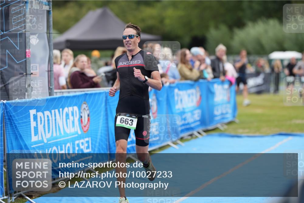 30.08.2026 - Elbe Triathlon Hamburg LAZAROV Photography http://msf.ph/oto/10027233 30.08.2026 10:55:28 Ziel 519, 663 meine-sportfotos.de