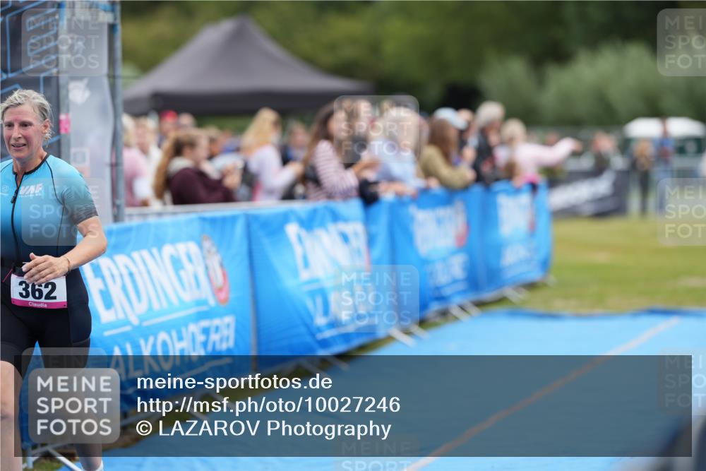 30.08.2026 - Elbe Triathlon Hamburg LAZAROV Photography http://msf.ph/oto/10027246 30.08.2026 10:56:15 Ziel 362 meine-sportfotos.de