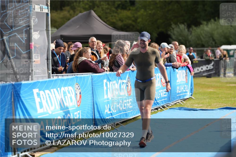 30.08.2026 - Elbe Triathlon Hamburg LAZAROV Photography http://msf.ph/oto/10027329 30.08.2026 11:00:05 Ziel 499 meine-sportfotos.de