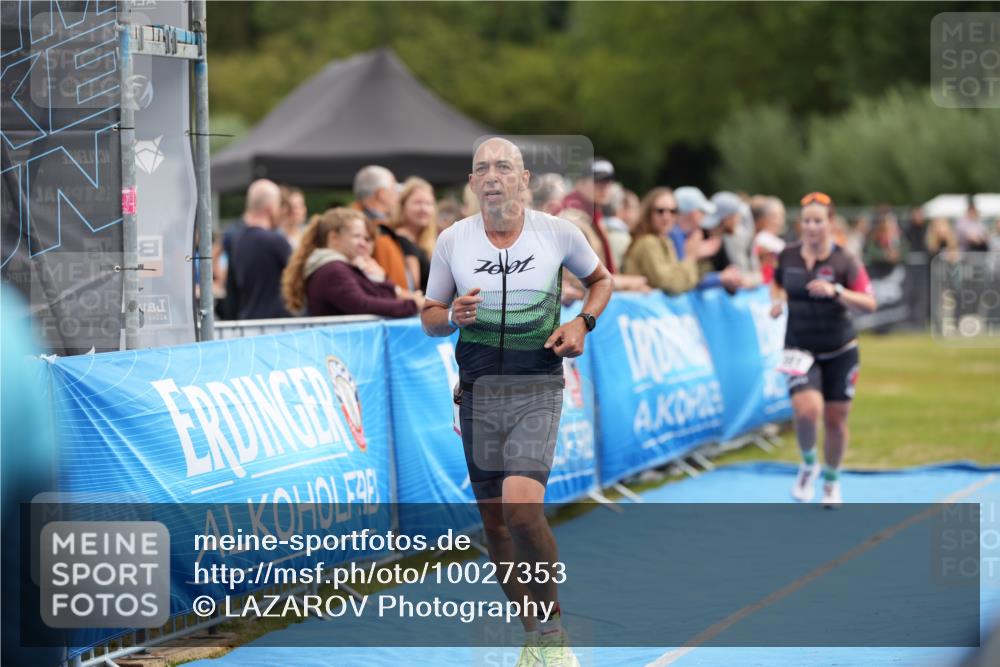 30.08.2026 - Elbe Triathlon Hamburg LAZAROV Photography http://msf.ph/oto/10027353 30.08.2026 11:01:14 Ziel 261, 391 meine-sportfotos.de