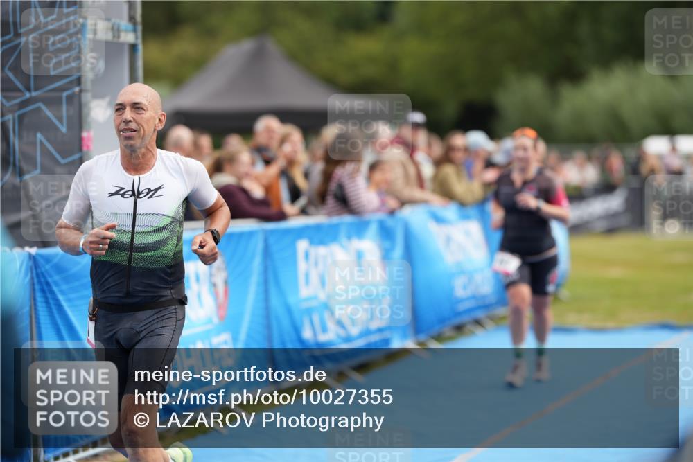 30.08.2026 - Elbe Triathlon Hamburg LAZAROV Photography http://msf.ph/oto/10027355 30.08.2026 11:01:15 Ziel 261, 391 meine-sportfotos.de