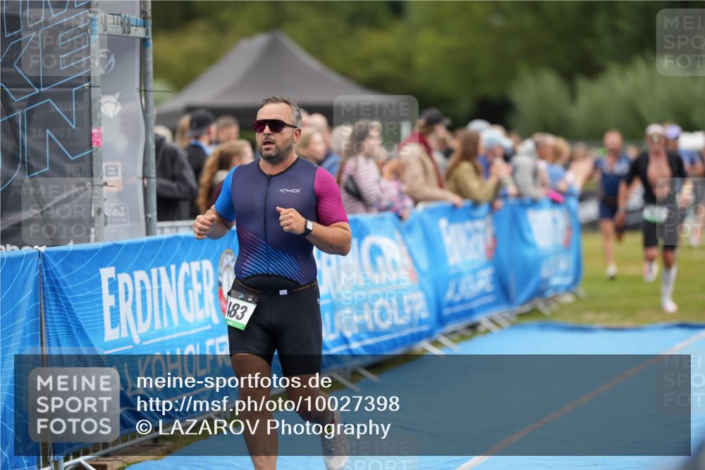 30.08.2026 - Elbe Triathlon Hamburg LAZAROV Photography http://msf.ph/oto/10027398 30.08.2026 11:03:59 Ziel 449, 483, 531, 642, 658, 664, 1897 meine-sportfotos.de