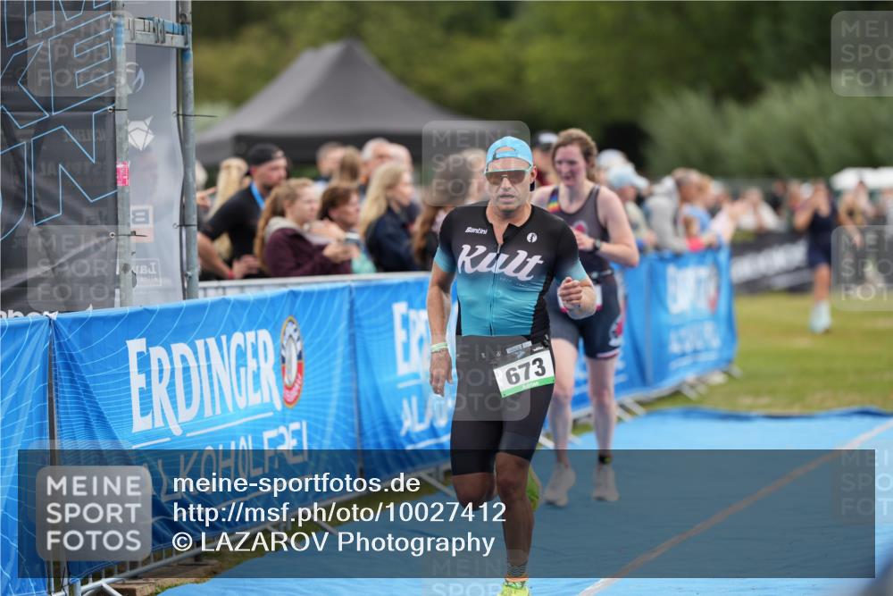 30.08.2026 - Elbe Triathlon Hamburg LAZAROV Photography http://msf.ph/oto/10027412 30.08.2026 11:04:47 Ziel 299, 673 meine-sportfotos.de