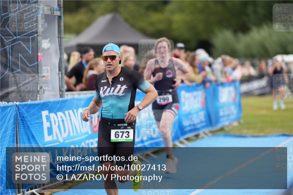 30.08.2026 - Elbe Triathlon Hamburg LAZAROV Photography http://msf.ph/oto/10027413 30.08.2026 11:04:48 Ziel 299, 673 meine-sportfotos.de