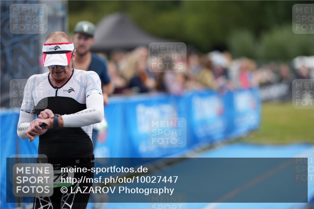 30.08.2026 - Elbe Triathlon Hamburg LAZAROV Photography http://msf.ph/oto/10027447 30.08.2026 11:06:05 Ziel 671, 779 meine-sportfotos.de