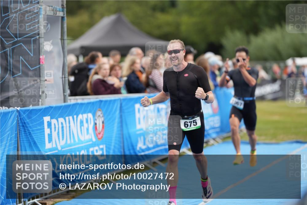 30.08.2026 - Elbe Triathlon Hamburg LAZAROV Photography http://msf.ph/oto/10027472 30.08.2026 11:06:39 Ziel 675, 1067 meine-sportfotos.de