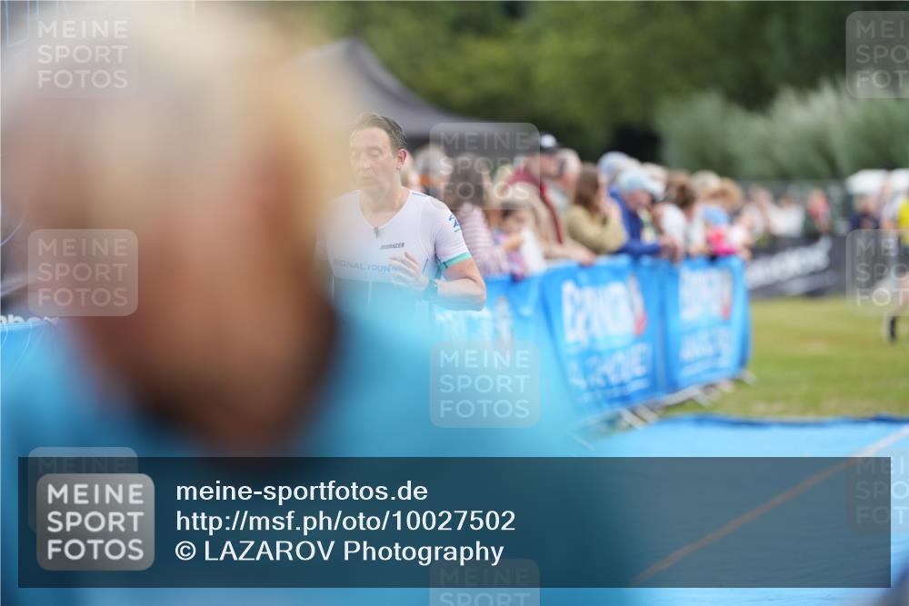 30.08.2026 - Elbe Triathlon Hamburg LAZAROV Photography http://msf.ph/oto/10027502 30.08.2026 11:07:35 Ziel 728 meine-sportfotos.de