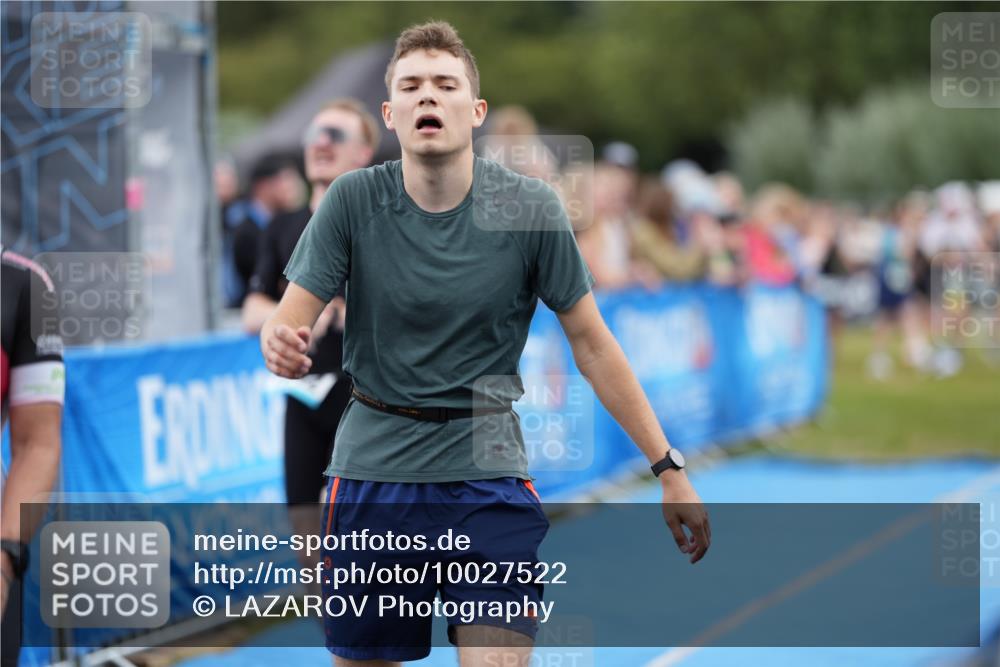 30.08.2026 - Elbe Triathlon Hamburg LAZAROV Photography http://msf.ph/oto/10027522 30.08.2026 11:08:58 Ziel 503, 633, 746, 1042 meine-sportfotos.de