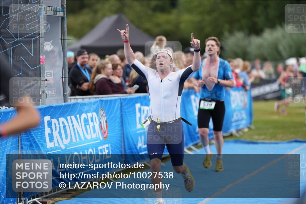 30.08.2026 - Elbe Triathlon Hamburg LAZAROV Photography http://msf.ph/oto/10027538 30.08.2026 11:09:36 Ziel 505, 539, 624, 681, 751, 1164 meine-sportfotos.de