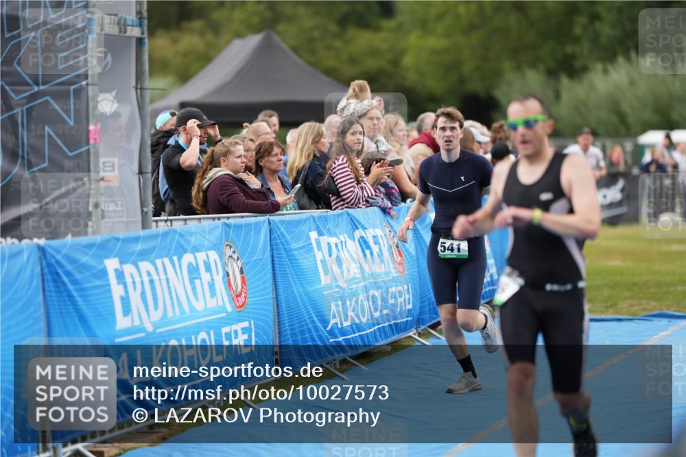 30.08.2026 - Elbe Triathlon Hamburg LAZAROV Photography http://msf.ph/oto/10027573 30.08.2026 11:10:52 Ziel 437, 541, 566, 666 meine-sportfotos.de