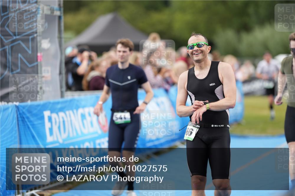 30.08.2026 - Elbe Triathlon Hamburg LAZAROV Photography http://msf.ph/oto/10027575 30.08.2026 11:10:53 Ziel 437, 541, 566, 666 meine-sportfotos.de