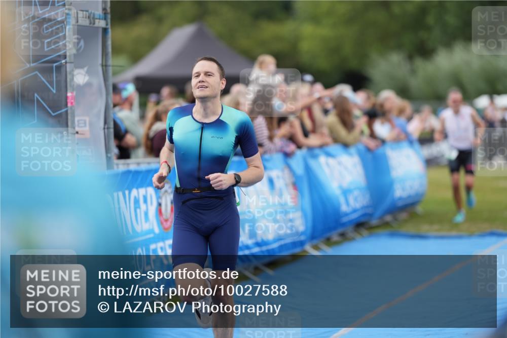 30.08.2026 - Elbe Triathlon Hamburg LAZAROV Photography http://msf.ph/oto/10027588 30.08.2026 11:11:40 Ziel 638, 700 meine-sportfotos.de