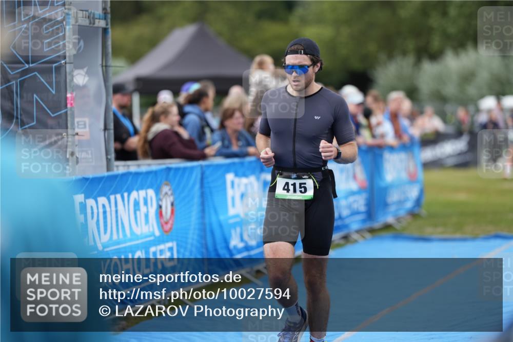 30.08.2026 - Elbe Triathlon Hamburg LAZAROV Photography http://msf.ph/oto/10027594 30.08.2026 11:11:55 Ziel 415, 558 meine-sportfotos.de