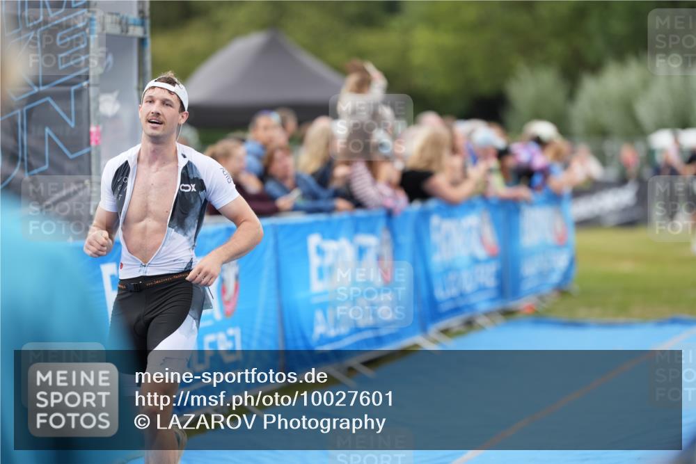 30.08.2026 - Elbe Triathlon Hamburg LAZAROV Photography http://msf.ph/oto/10027601 30.08.2026 11:12:09 Ziel 521, 769 meine-sportfotos.de