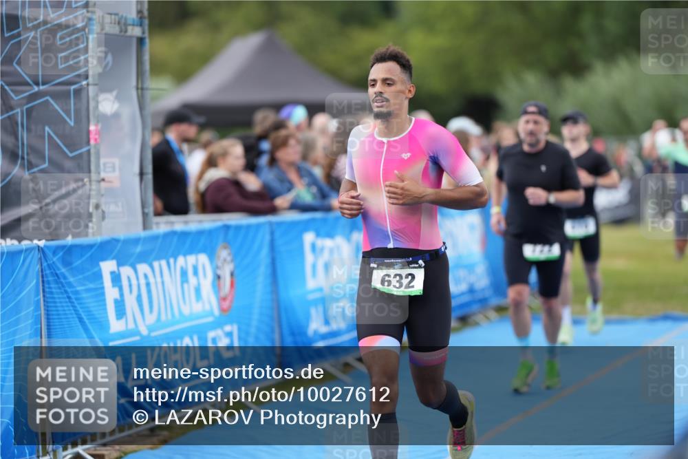 30.08.2026 - Elbe Triathlon Hamburg LAZAROV Photography http://msf.ph/oto/10027612 30.08.2026 11:12:37 Ziel 410, 612, 632, 722 meine-sportfotos.de