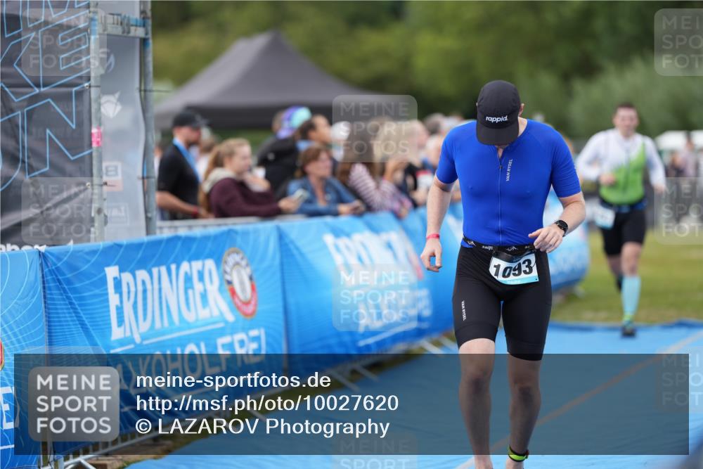 30.08.2026 - Elbe Triathlon Hamburg LAZAROV Photography http://msf.ph/oto/10027620 30.08.2026 11:12:49 Ziel 773, 1093, 1097 meine-sportfotos.de