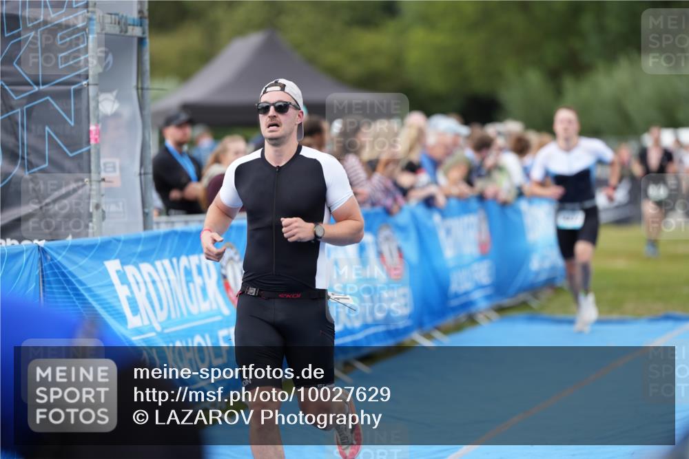 30.08.2026 - Elbe Triathlon Hamburg LAZAROV Photography http://msf.ph/oto/10027629 30.08.2026 11:13:01 Ziel 490, 1037, 1061, 1085 meine-sportfotos.de