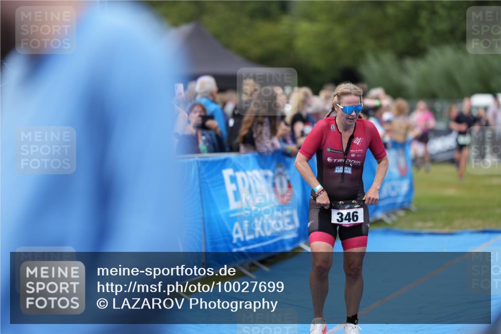 30.08.2026 - Elbe Triathlon Hamburg LAZAROV Photography http://msf.ph/oto/10027699 30.08.2026 11:15:09 Ziel 346, 636, 1099 meine-sportfotos.de
