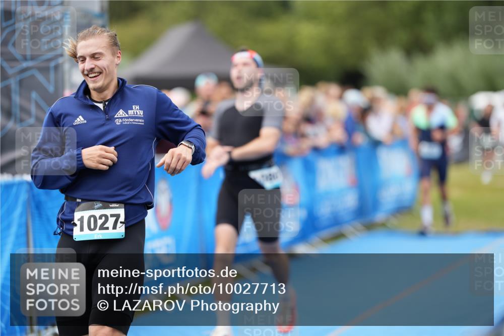 30.08.2026 - Elbe Triathlon Hamburg LAZAROV Photography http://msf.ph/oto/10027713 30.08.2026 11:15:40 Ziel 1027, 1047, 1056, 1080 meine-sportfotos.de