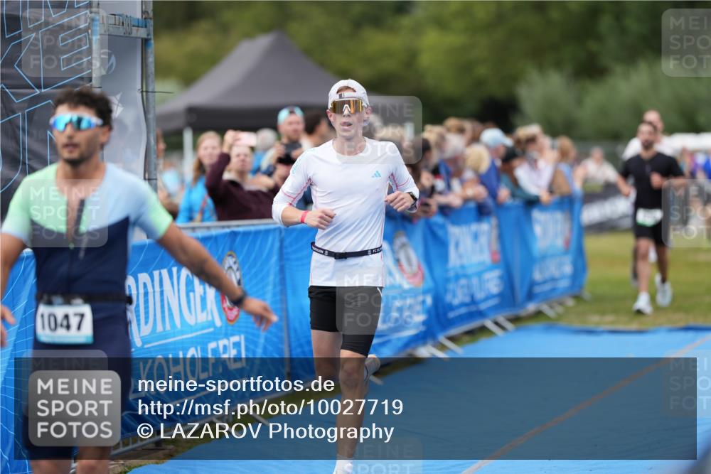 30.08.2026 - Elbe Triathlon Hamburg LAZAROV Photography http://msf.ph/oto/10027719 30.08.2026 11:15:45 Ziel 639, 650, 994, 1047, 1056, 1057, 1204 meine-sportfotos.de