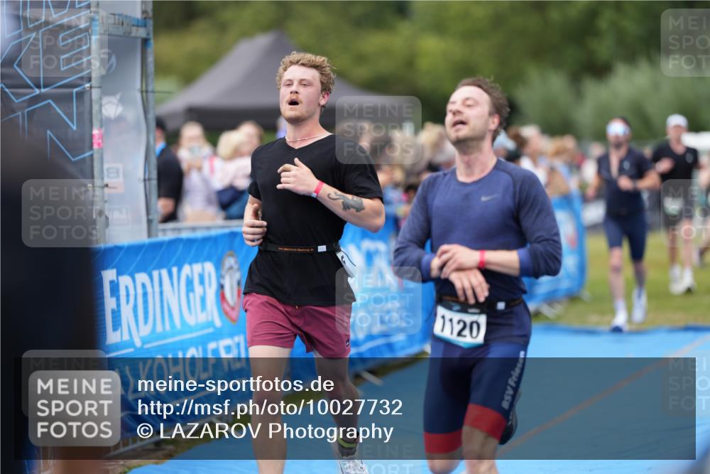 30.08.2026 - Elbe Triathlon Hamburg LAZAROV Photography http://msf.ph/oto/10027732 30.08.2026 11:16:23 Ziel 537, 623, 1120, 1140 meine-sportfotos.de