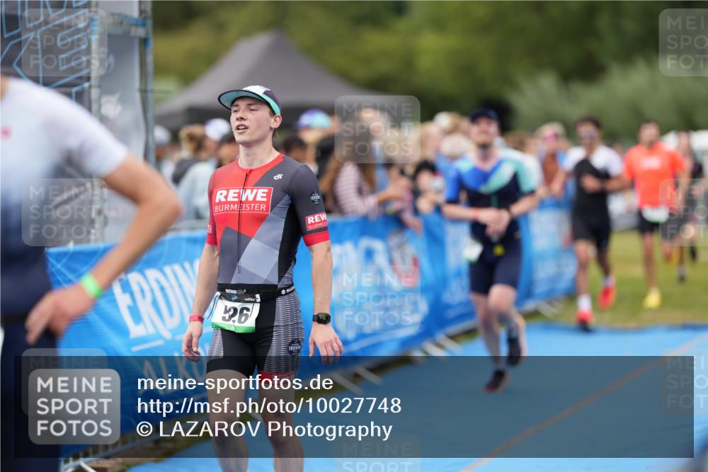 30.08.2026 - Elbe Triathlon Hamburg LAZAROV Photography http://msf.ph/oto/10027748 30.08.2026 11:17:05 Ziel 451, 526, 631, 1004, 1028 meine-sportfotos.de