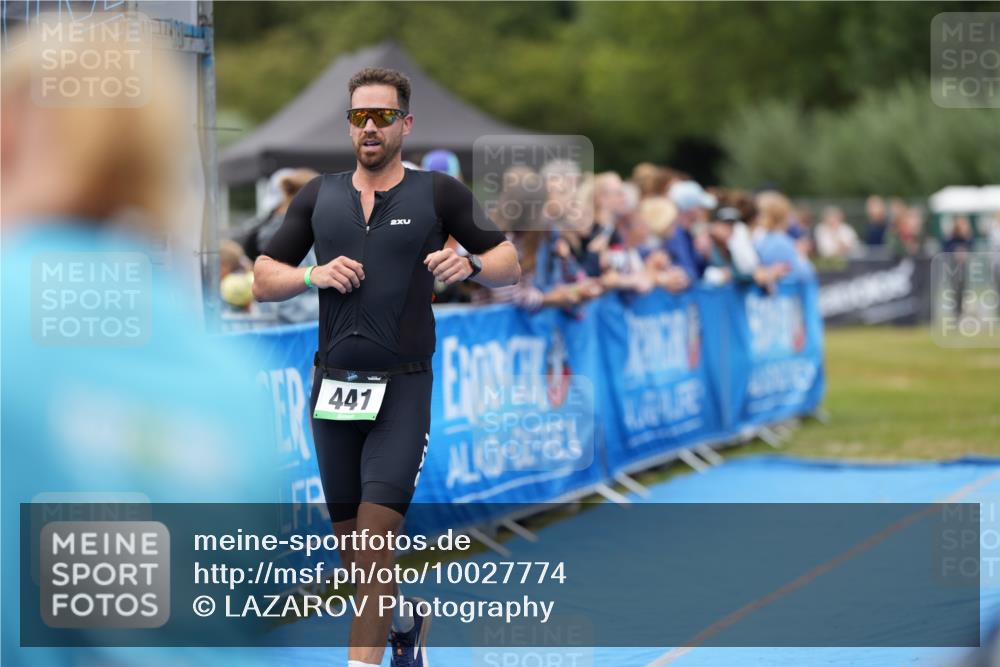 30.08.2026 - Elbe Triathlon Hamburg LAZAROV Photography http://msf.ph/oto/10027774 30.08.2026 11:17:56 Ziel 441 meine-sportfotos.de