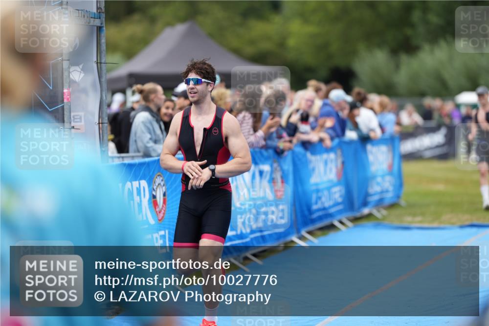 30.08.2026 - Elbe Triathlon Hamburg LAZAROV Photography http://msf.ph/oto/10027776 30.08.2026 11:18:06 Ziel 984, 1084 meine-sportfotos.de