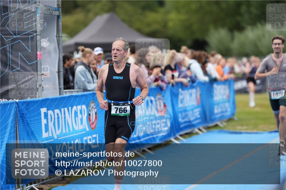 30.08.2026 - Elbe Triathlon Hamburg LAZAROV Photography http://msf.ph/oto/10027800 30.08.2026 11:18:56 Ziel 766, 1070 meine-sportfotos.de