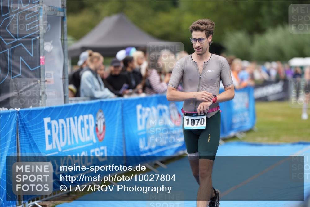 30.08.2026 - Elbe Triathlon Hamburg LAZAROV Photography http://msf.ph/oto/10027804 30.08.2026 11:18:57 Ziel 766, 1070 meine-sportfotos.de