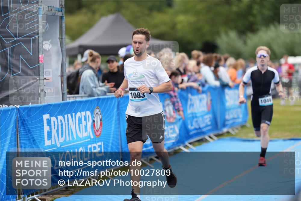 30.08.2026 - Elbe Triathlon Hamburg LAZAROV Photography http://msf.ph/oto/10027809 30.08.2026 11:19:12 Ziel 1049, 1083 meine-sportfotos.de