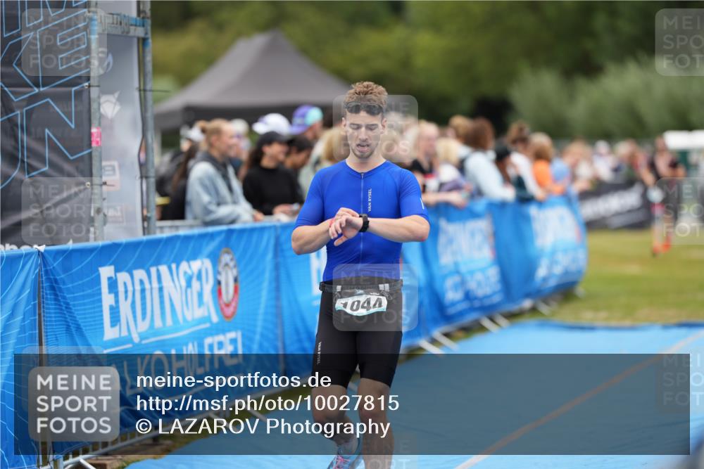 30.08.2026 - Elbe Triathlon Hamburg LAZAROV Photography http://msf.ph/oto/10027815 30.08.2026 11:19:23 Ziel 995, 1044 meine-sportfotos.de