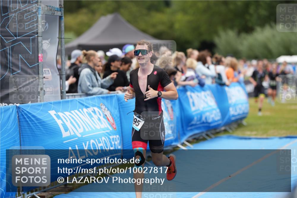 30.08.2026 - Elbe Triathlon Hamburg LAZAROV Photography http://msf.ph/oto/10027817 30.08.2026 11:19:30 Ziel 950, 995 meine-sportfotos.de