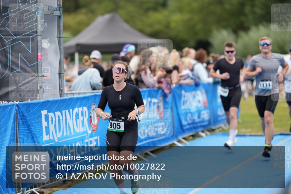 30.08.2026 - Elbe Triathlon Hamburg LAZAROV Photography http://msf.ph/oto/10027822 30.08.2026 11:19:39 Ziel 950, 1091, 1108, 1111 meine-sportfotos.de