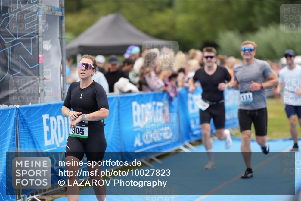 30.08.2026 - Elbe Triathlon Hamburg LAZAROV Photography http://msf.ph/oto/10027823 30.08.2026 11:19:39 Ziel 950, 1091, 1108, 1111 meine-sportfotos.de