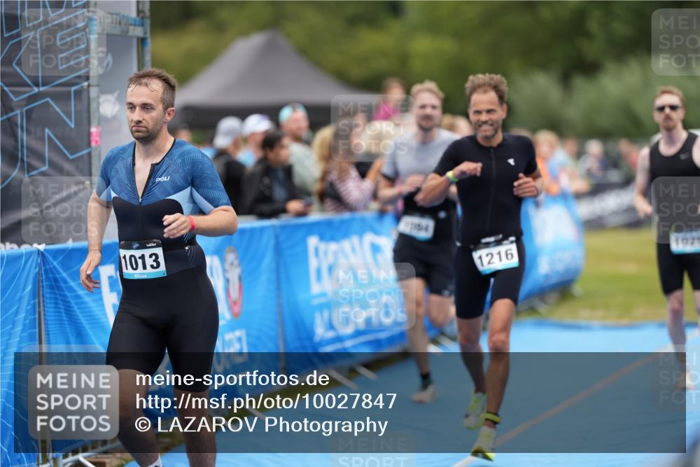 30.08.2026 - Elbe Triathlon Hamburg LAZAROV Photography http://msf.ph/oto/10027847 30.08.2026 11:20:21 Ziel 1013, 1029, 1094, 1216 meine-sportfotos.de