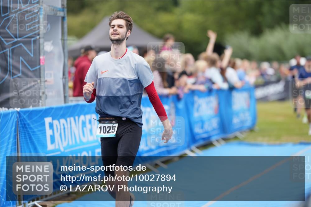 30.08.2026 - Elbe Triathlon Hamburg LAZAROV Photography http://msf.ph/oto/10027894 30.08.2026 11:21:38 Ziel 400, 540, 591, 1025 meine-sportfotos.de