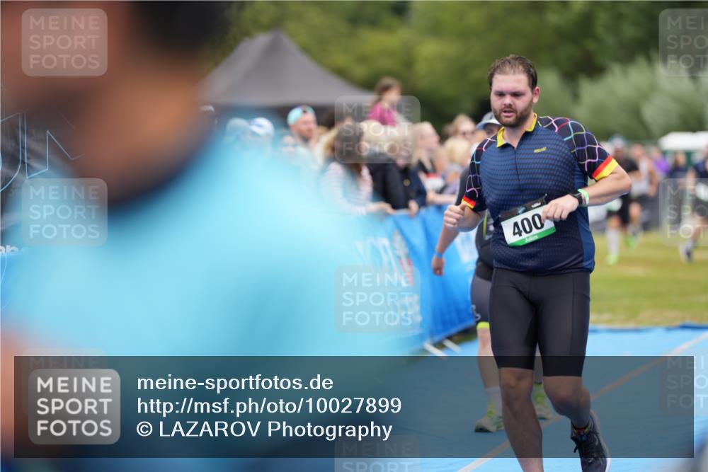 30.08.2026 - Elbe Triathlon Hamburg LAZAROV Photography http://msf.ph/oto/10027899 30.08.2026 11:21:46 Ziel 283, 400, 561, 585, 991 meine-sportfotos.de