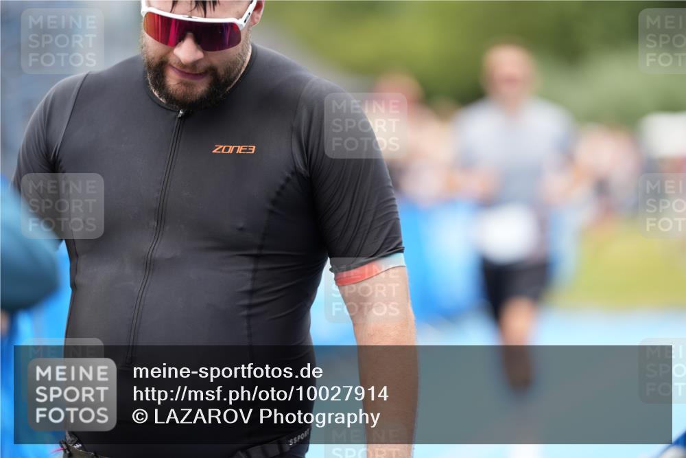 30.08.2026 - Elbe Triathlon Hamburg LAZAROV Photography http://msf.ph/oto/10027914 30.08.2026 11:22:06 Ziel 703, 1113 meine-sportfotos.de