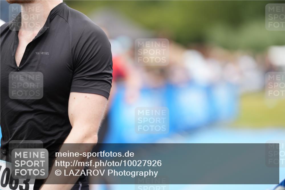 30.08.2026 - Elbe Triathlon Hamburg LAZAROV Photography http://msf.ph/oto/10027926 30.08.2026 11:22:36 Ziel 853, 1069, 1102 meine-sportfotos.de