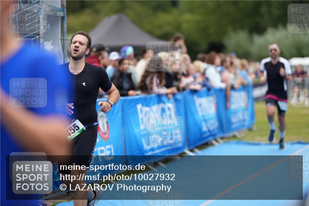 30.08.2026 - Elbe Triathlon Hamburg LAZAROV Photography http://msf.ph/oto/10027932 30.08.2026 11:22:46 Ziel 455, 853, 1210 meine-sportfotos.de
