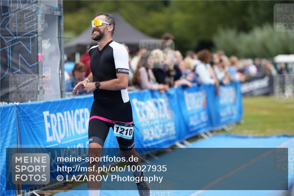 30.08.2026 - Elbe Triathlon Hamburg LAZAROV Photography http://msf.ph/oto/10027935 30.08.2026 11:22:49 Ziel 455, 1210 meine-sportfotos.de