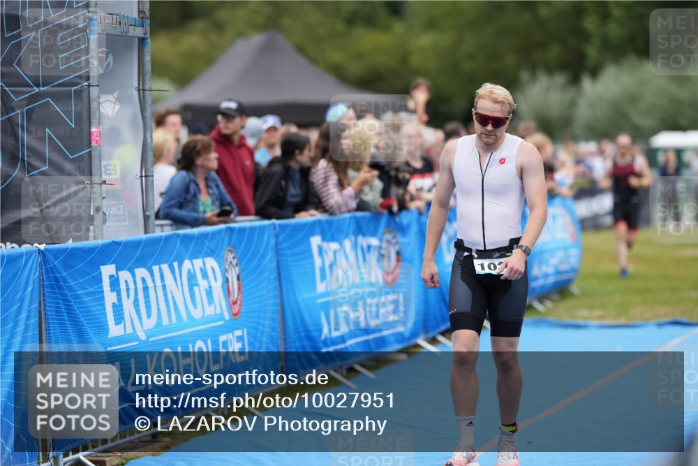 30.08.2026 - Elbe Triathlon Hamburg LAZAROV Photography http://msf.ph/oto/10027951 30.08.2026 11:23:34 Ziel 403, 404, 1023, 1232 meine-sportfotos.de