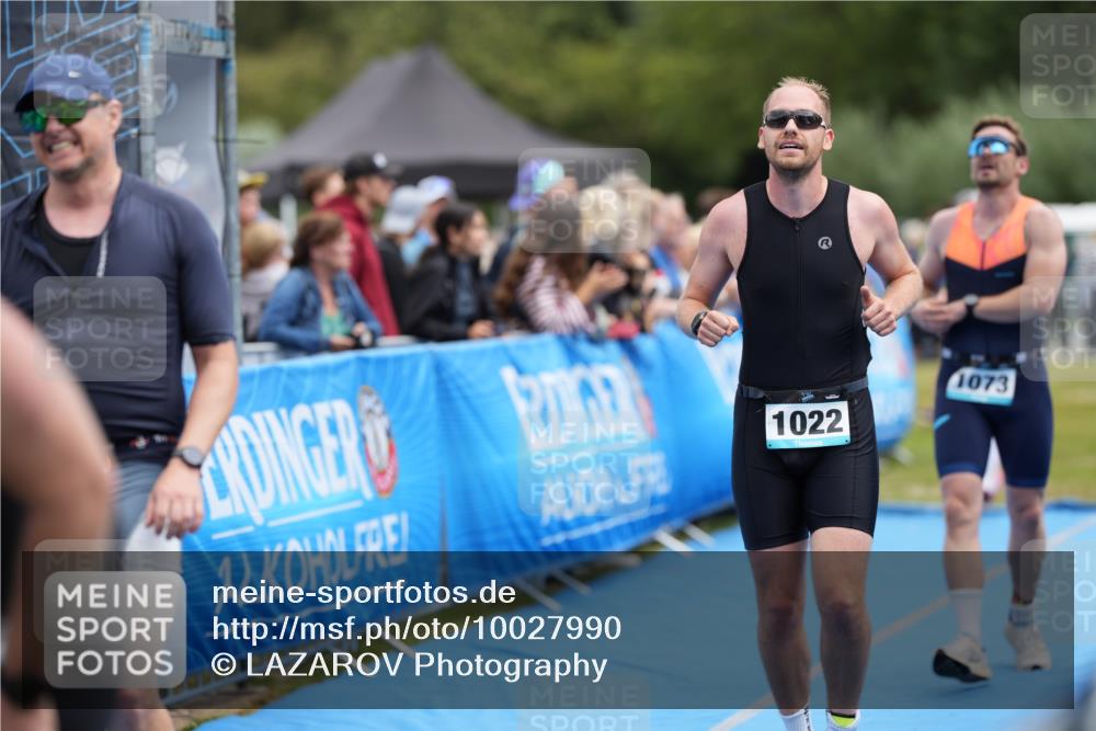 30.08.2026 - Elbe Triathlon Hamburg LAZAROV Photography http://msf.ph/oto/10027990 30.08.2026 11:24:27 Ziel 674, 898, 1022, 1073 meine-sportfotos.de