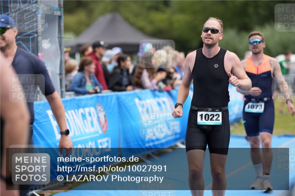 30.08.2026 - Elbe Triathlon Hamburg LAZAROV Photography http://msf.ph/oto/10027991 30.08.2026 11:24:27 Ziel 674, 898, 1022, 1073 meine-sportfotos.de