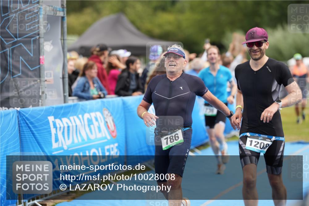30.08.2026 - Elbe Triathlon Hamburg LAZAROV Photography http://msf.ph/oto/10028008 30.08.2026 11:25:02 Ziel 605, 736, 786, 1208 meine-sportfotos.de