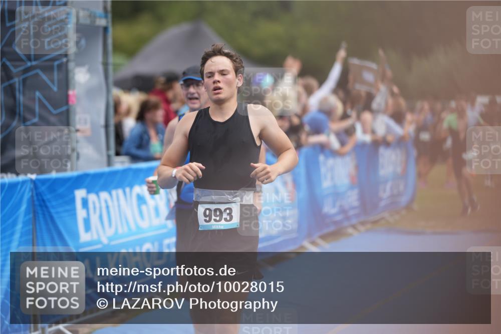30.08.2026 - Elbe Triathlon Hamburg LAZAROV Photography http://msf.ph/oto/10028015 30.08.2026 11:25:17 Ziel 475, 618, 721, 783, 993, 1007 meine-sportfotos.de