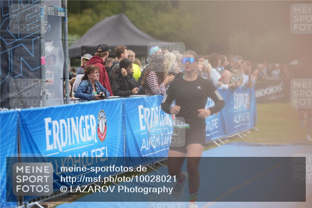 30.08.2026 - Elbe Triathlon Hamburg LAZAROV Photography http://msf.ph/oto/10028021 30.08.2026 11:25:37 Ziel 887, 1096, 1144, 1290, 1896 meine-sportfotos.de