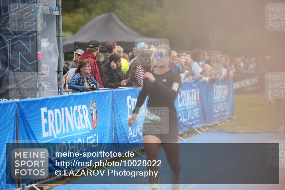 30.08.2026 - Elbe Triathlon Hamburg LAZAROV Photography http://msf.ph/oto/10028022 30.08.2026 11:25:37 Ziel 887, 1096, 1144, 1290, 1896 meine-sportfotos.de